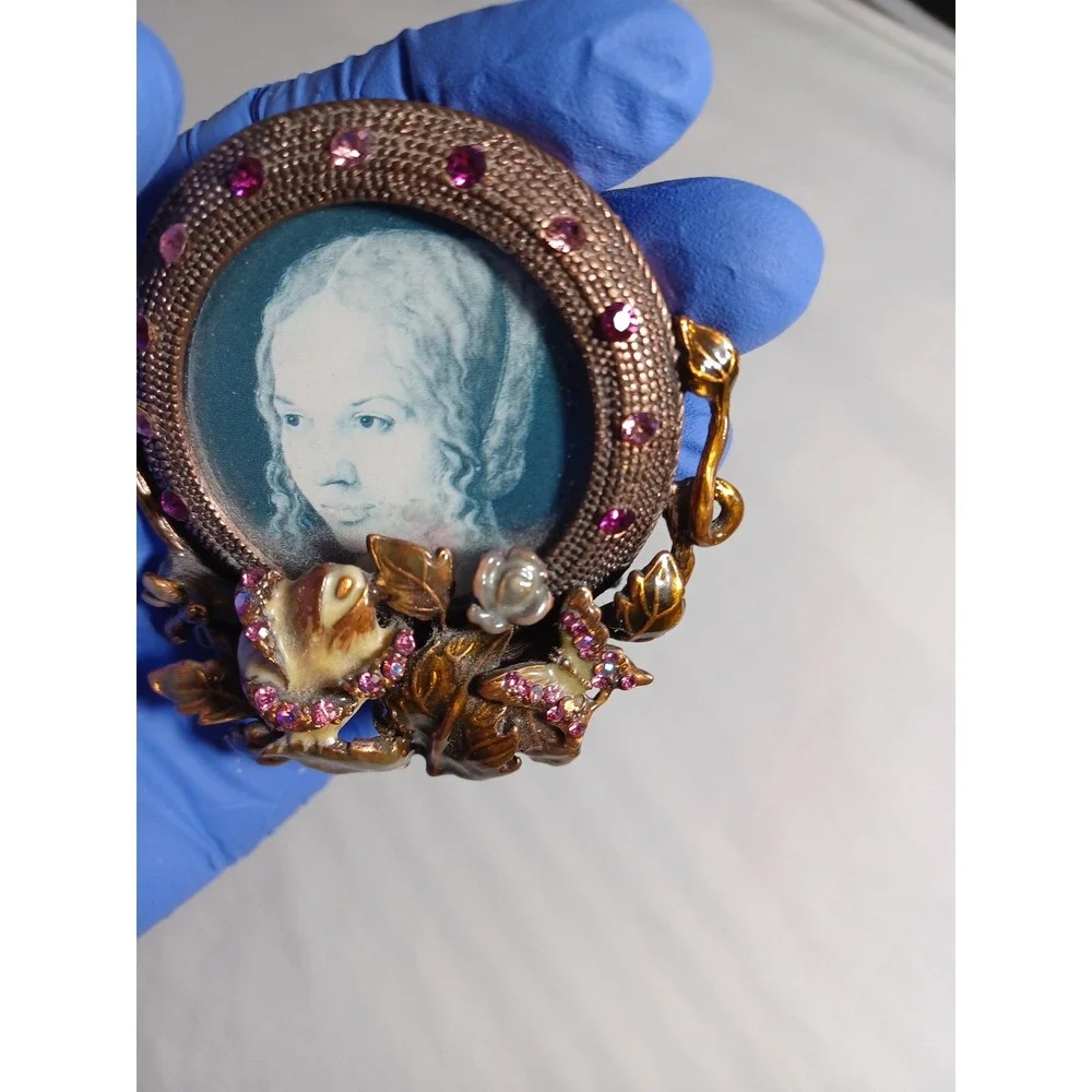 Gold Tone Round Picture Frame Butterflies Flowers Pink Rhinestone Tabletop Decor